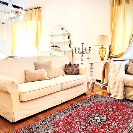 Apartment Q19 *